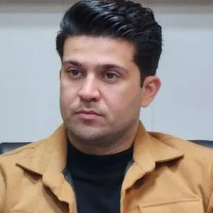 مهرداد رحمتی
